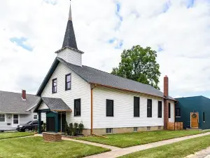 Spacious Retreat in Auburn with game area and open family entertaining