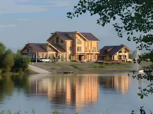 Zarechye Hotel