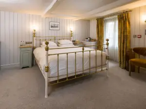 Crown Hotel