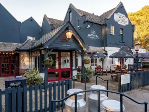 Avon Causeway Hotel
