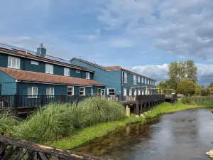 The Bridge House, BW Signature Collection