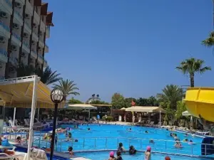 Gumus Hotel