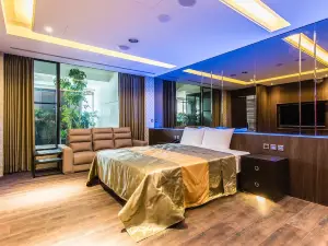 Mi Yue Hotel