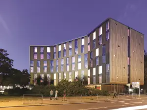 พาร์คแกรนด์ฮีทโธรว์