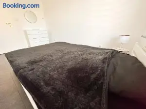 Glam House