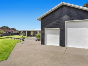 Harbourside - Ohope Holiday Home