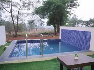 Ivy Bliss Studio with Private Pool, B 09, Karjat