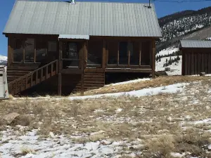 Mountain Cabin Located in Creede CO Area. Walking Distance From Rio Grand,