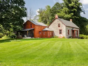1735 Stone Farmhouse
