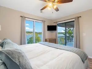 Enjoy Lakeside Fun Lakeview at Table Rock!