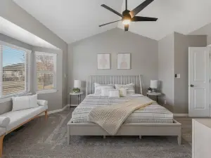 Spacious Entertainment Dream Home 6 BR Sleeps 20