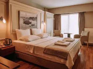 Armida City Hotel