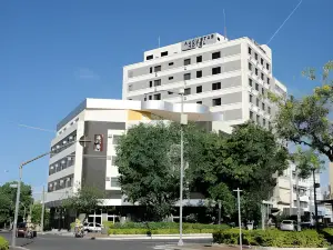 Plaza Inn Augustus
