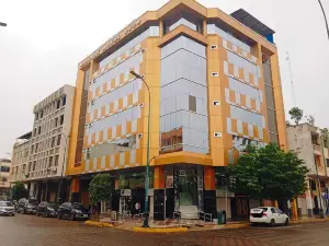 Britney Hotel Machala