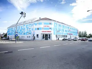 Lenas Donau Hotel