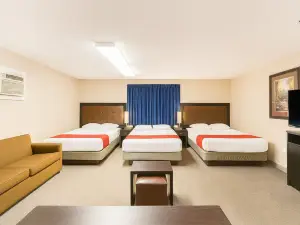 Lamplighter Inn