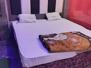 Hotel Deepdarshan Inn