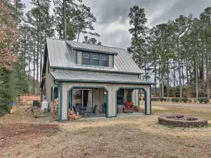 Pristine Cottage w/ Access to the Trent River