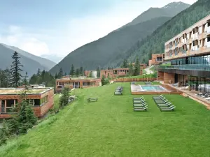 Gradonna Mountain Resort Chalets & Hotel