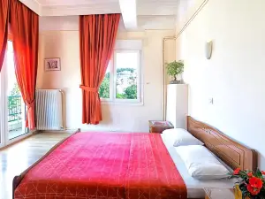 Keletron Hotel - Bike and Motorcycle Friendly Hotel