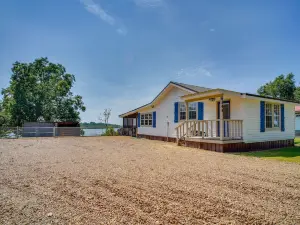 Lakefront Jonesville Cabin w/ Dock + Fire Pit!