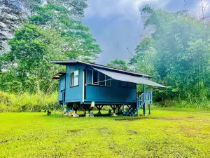 Hawaiian Sanctuary Eco Retreat Center