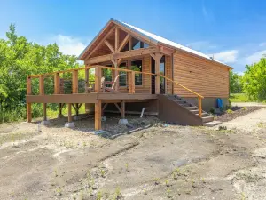 Cozy Cabin on a Private Lake