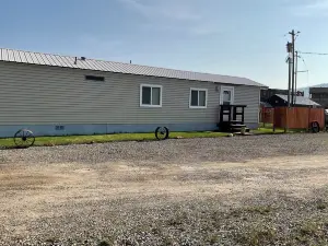 Clean and Cozy Home Away from Home!