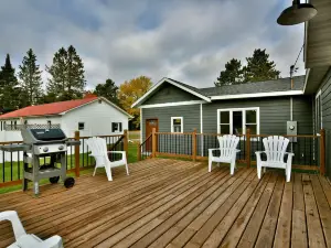 Hayward - 5 Bedroom, sleeps 10