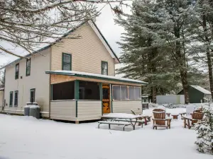 Incredible Adirondack Retreat