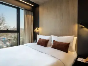 Master Bat Yam Aparthotel
