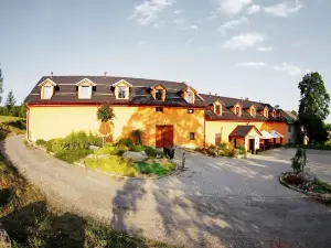 Hotel Horní Dvůr