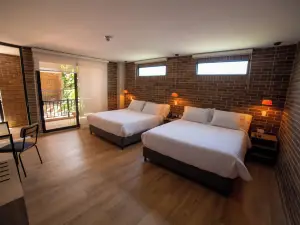 Casa Rosé Hotel