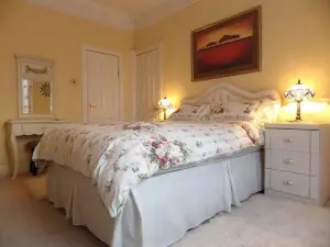 The Central Guesthouse