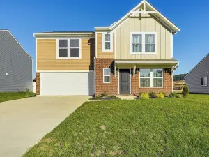 16 Mi to Louisville: Pet-friendly Getaway!