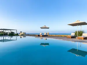 Callisto Seaside Homes & Suites