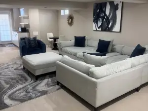 Charming 1-bedroom house in Germantown with AC, WiFi