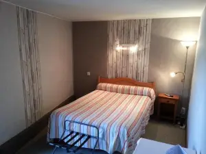 โรงแรม เรสเตอรองต์ บูล ดอร์