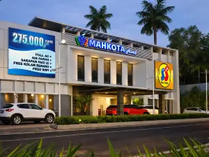 Mahkota Hotel