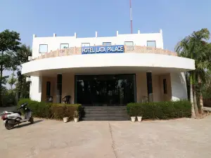 OYO 24081 Hotel Lata Palace & Resort