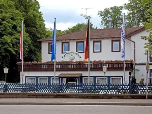 Hotel-Restaurant Barbarossahof