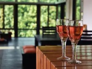 SaffronStays Bellini, Karjat