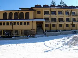 Balkan Hotel