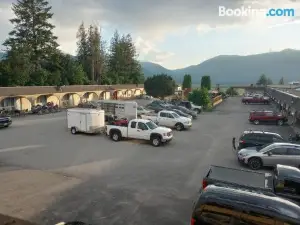 Magnuson Hotel Creston