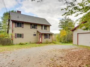 Charming Putney Home Porch, Grill and Hiking Trails