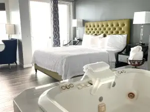 Tides Inn & Suites
