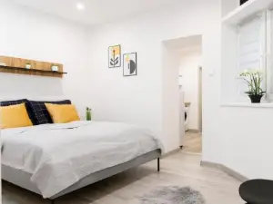 The Central Border Premium Apartment