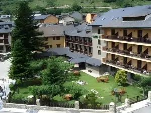 Hotel Saurat