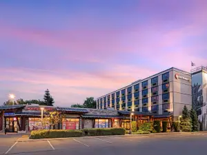 Best Western Plus Barclay Hotel