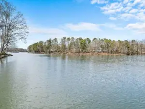 Cozy 3Bedroom Bungalow in Davidson Sleeps 8